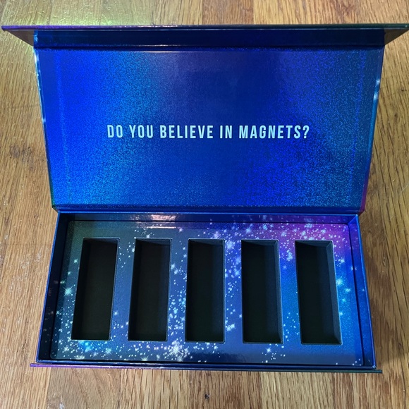 Holo Taco Magnetic Magic collection box - Picture 3 of 4